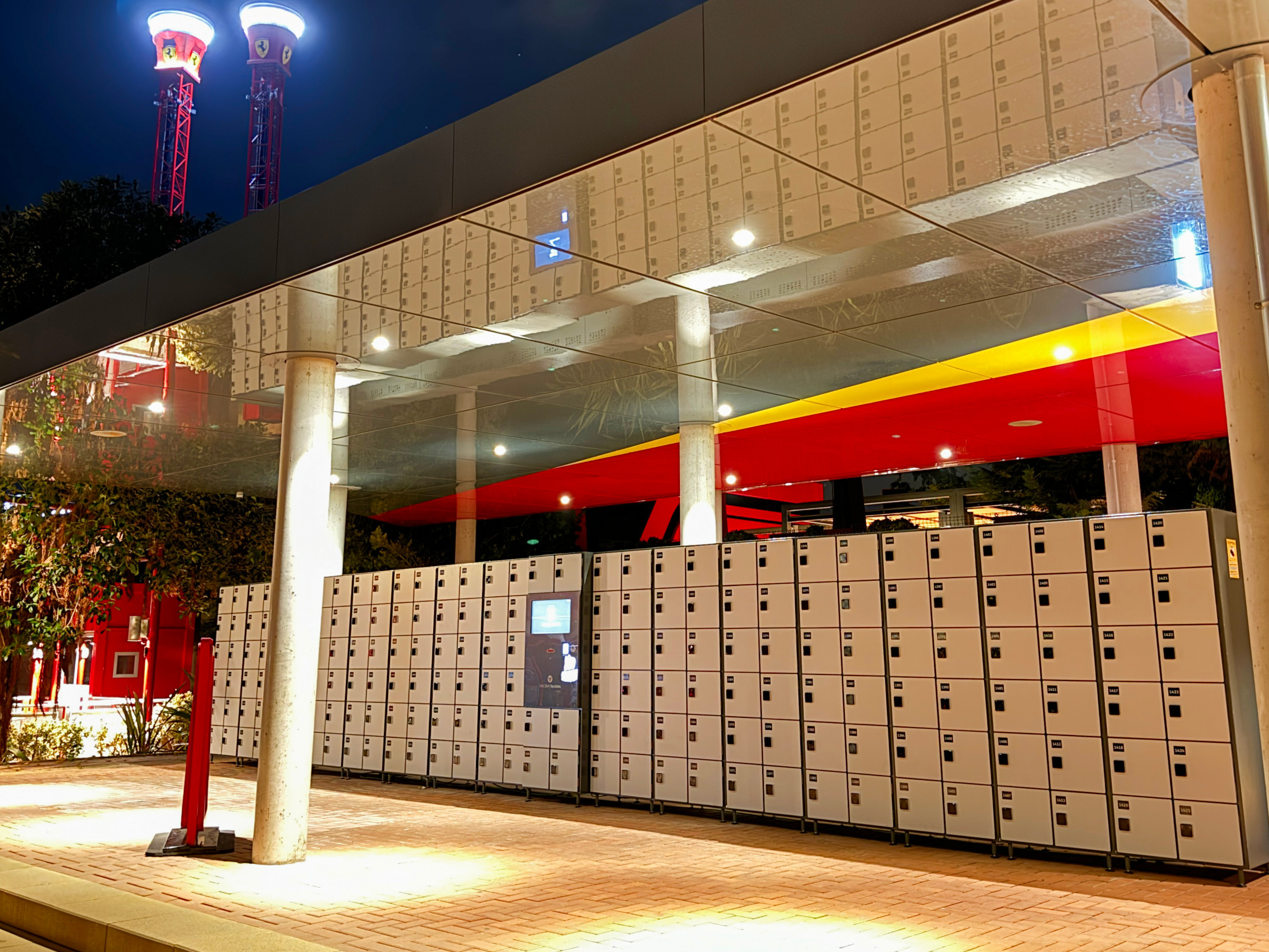 Lockers inteligentes en PortAventura World